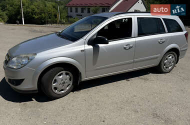 Універсал Opel Astra 2007 в Івано-Франківську