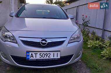 Opel Astra 2012 Opel Astra 2012