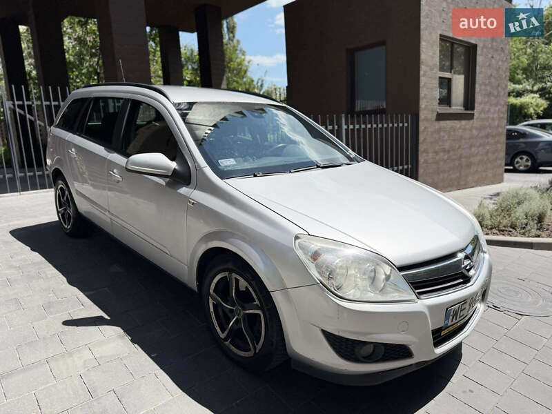 Универсал Opel Astra 2007 в Одессе