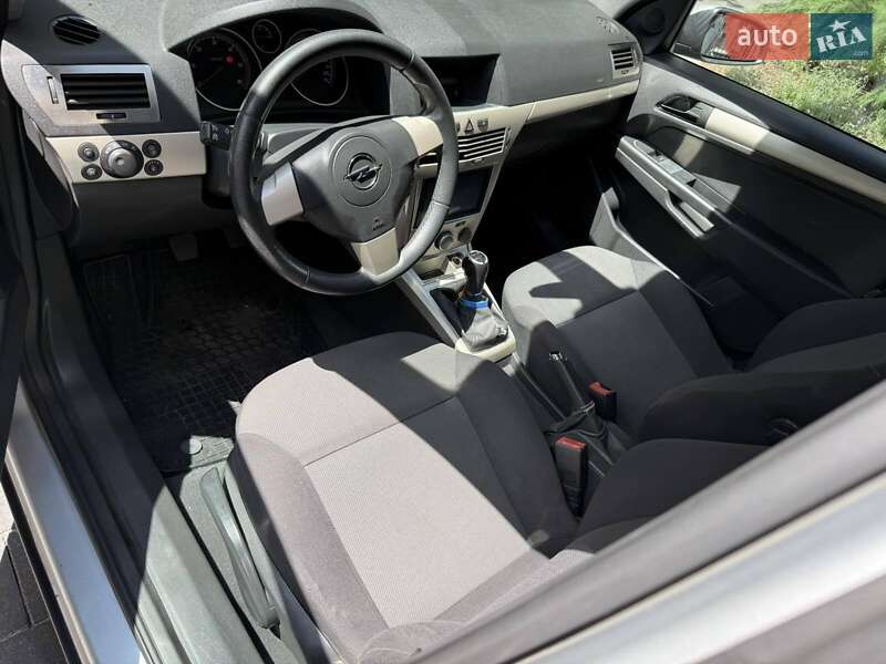 Универсал Opel Astra 2007 в Одессе
