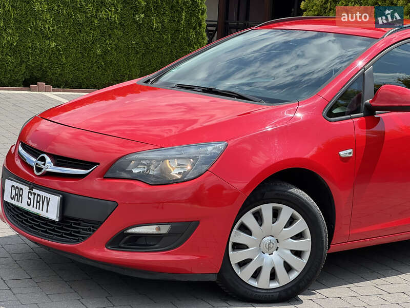 Універсал Opel Astra 2013 в Стрию