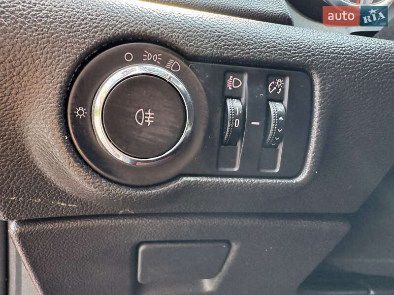 Універсал Opel Astra 2013 в Стрию