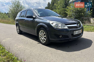 Универсал Opel Astra 2007 в Надворной