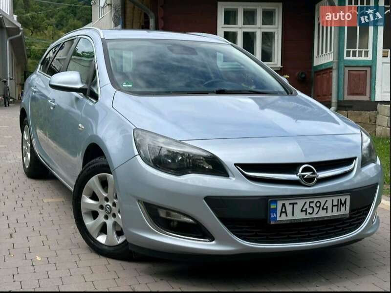 Opel Astra 2014