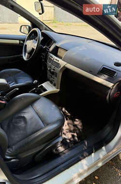 Универсал Opel Astra 2008 в 