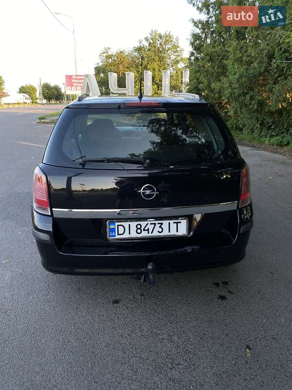 Универсал Opel Astra 2004 в Луцке
