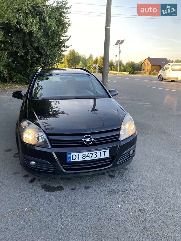Универсал Opel Astra 2004 в Луцке