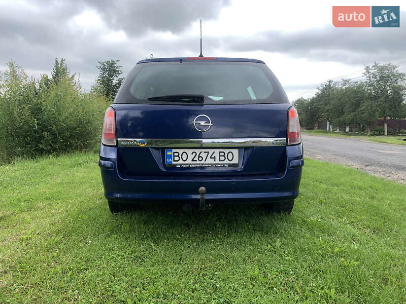 Универсал Opel Astra 2007 в Дублянах