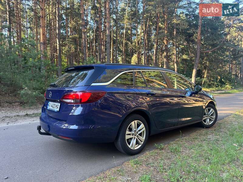 Универсал Opel Astra 2016 в Борисполе