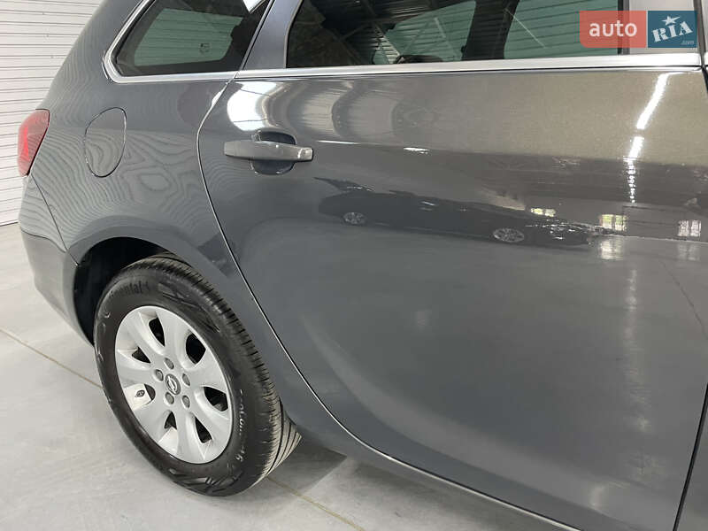 Універсал Opel Astra 2015 в Стрию