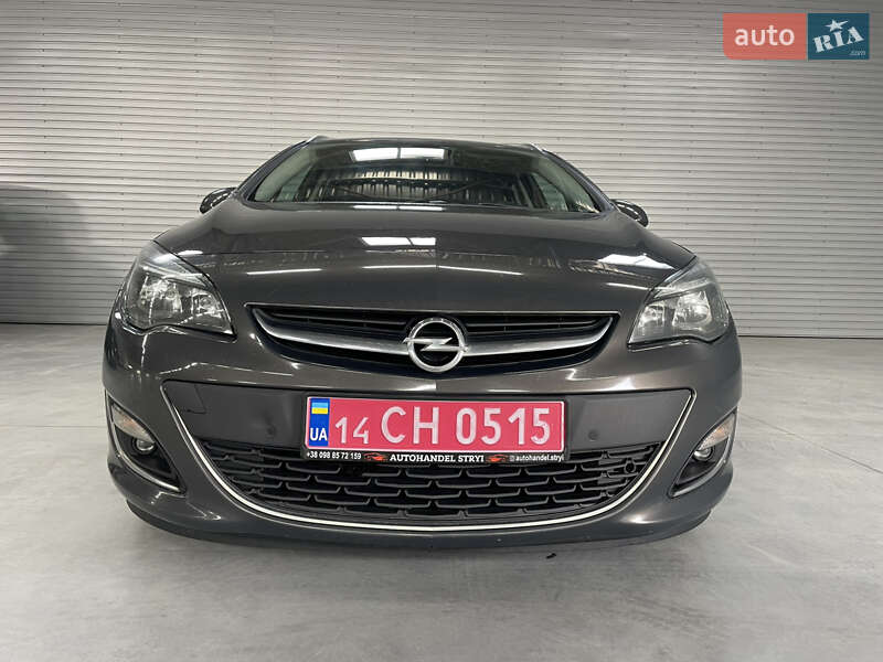 Універсал Opel Astra 2015 в Стрию