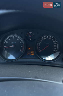 Хэтчбек Opel Astra 2012 в 