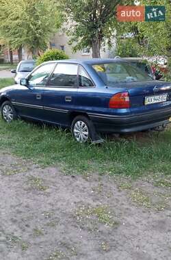 Седан Opel Astra 1993 в 