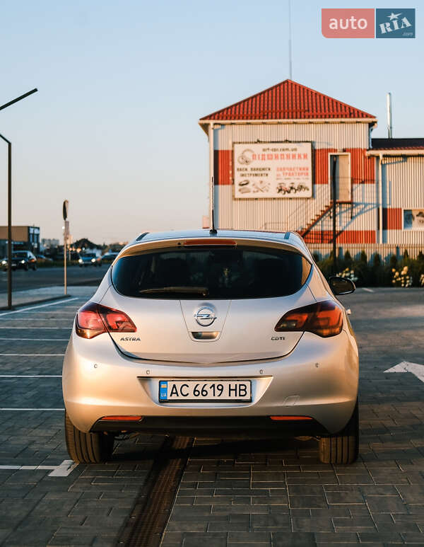 Хэтчбек Opel Astra 2010 в Луцке фото 7 Хэтчбек Opel Astra 2010 в Луцке