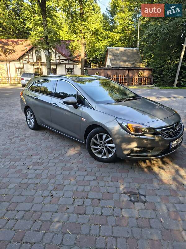Opel Astra 2016