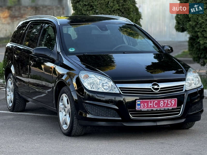 Универсал Opel Astra 2007 в Дубно