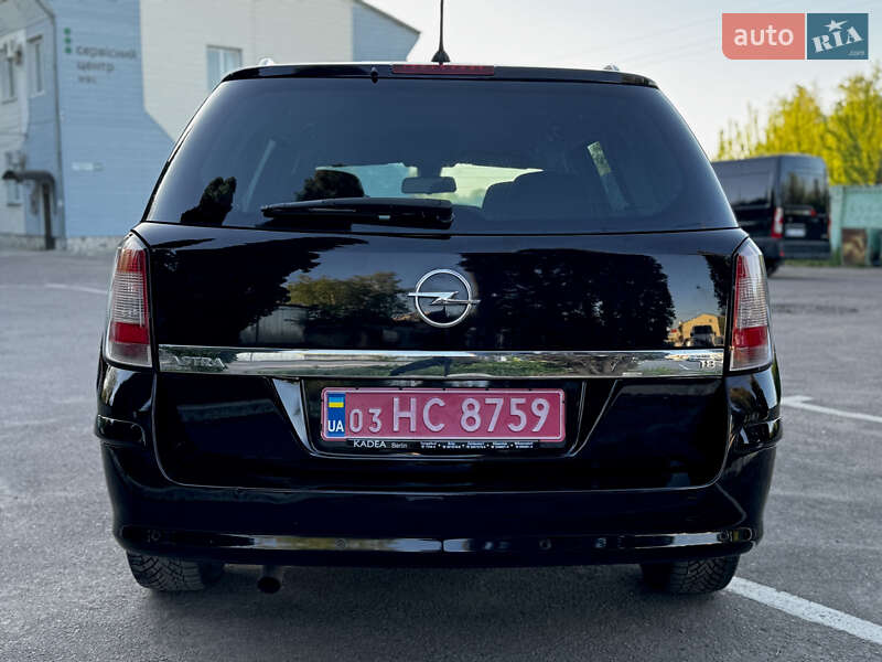 Универсал Opel Astra 2007 в Дубно