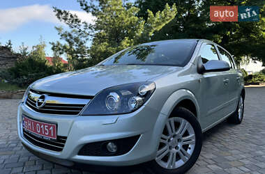 Хэтчбек Opel Astra 2009 в Харькове