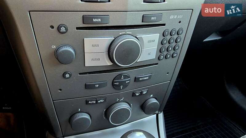 Хетчбек Opel Astra 2004 в Полтаві
