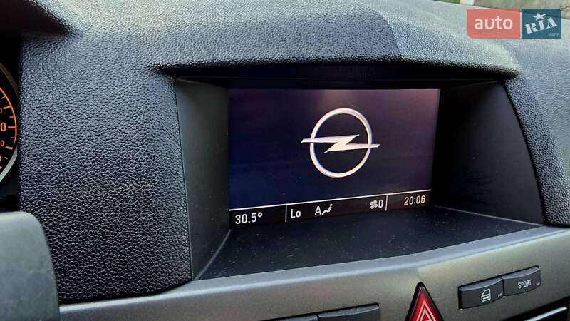 Хетчбек Opel Astra 2004 в Полтаві