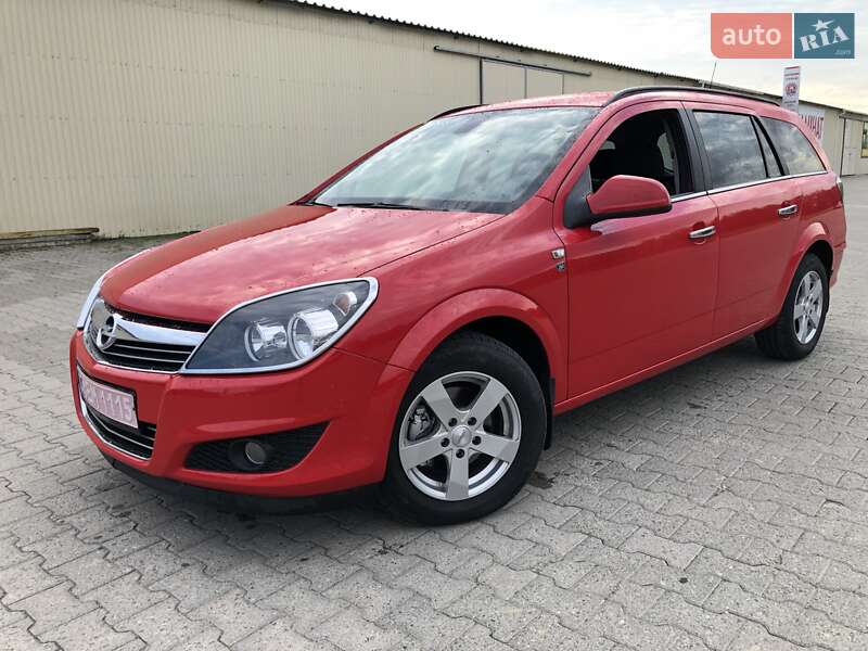 Opel Astra 2010