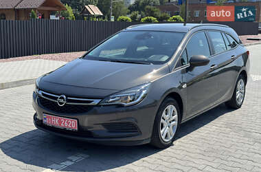 Універсал Opel Astra 2016 в Хмельницькому