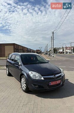 Универсал Opel Astra 2009 в 
