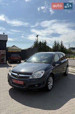 Универсал Opel Astra 2009 в 
