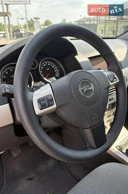 Универсал Opel Astra 2009 в 
