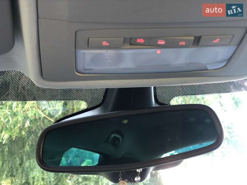 Хэтчбек Opel Astra 2012 в Львове