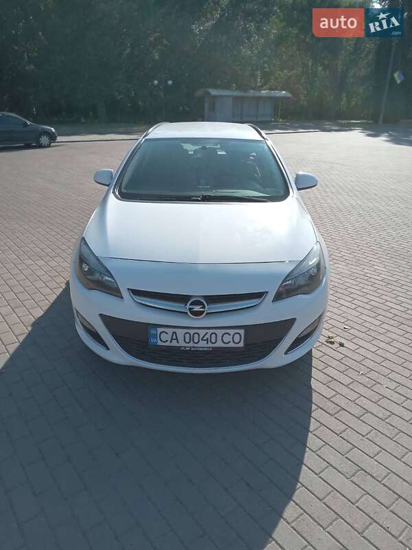 Opel Astra 2013
