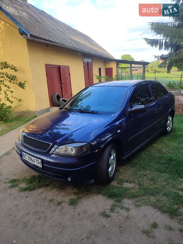 Opel Astra 2000
