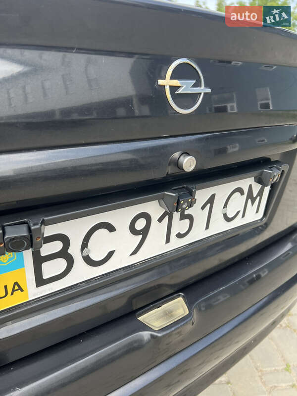 Седан Opel Astra 2007 в Львове