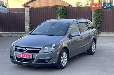 Универсал Opel Astra 2004 в Умани