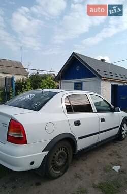 Седан Opel Astra 2000 в 