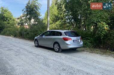 Универсал Opel Astra 2011 в 