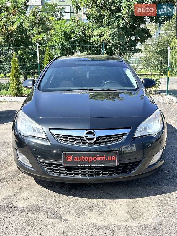 Универсал Opel Astra 2012 в Сумах