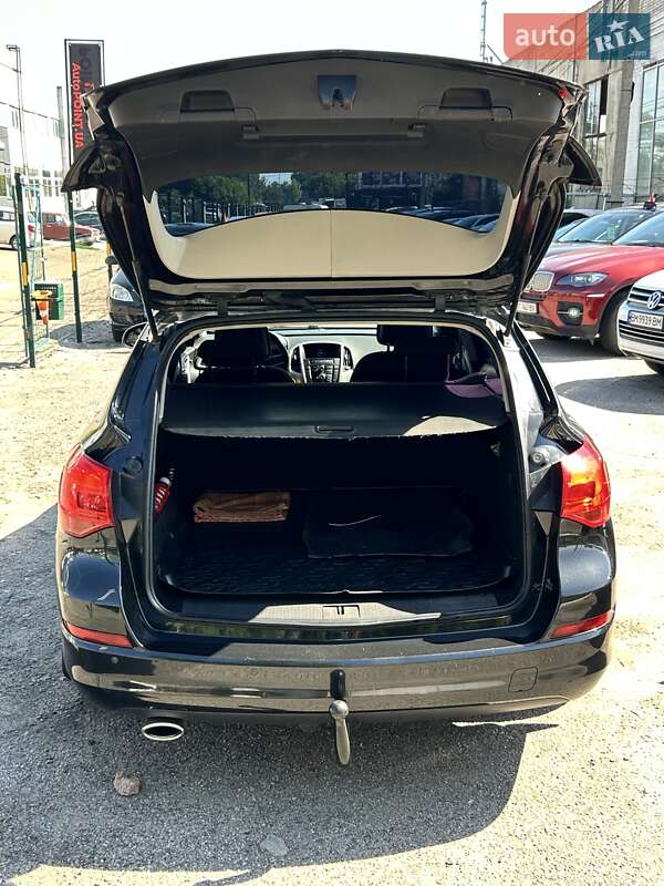 Универсал Opel Astra 2012 в Сумах
