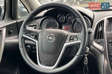Універсал Opel Astra 2011 в 