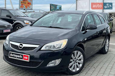Opel Astra 2011 Opel Astra 2011