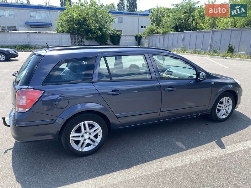 Універсал Opel Astra 2007 в Харкові