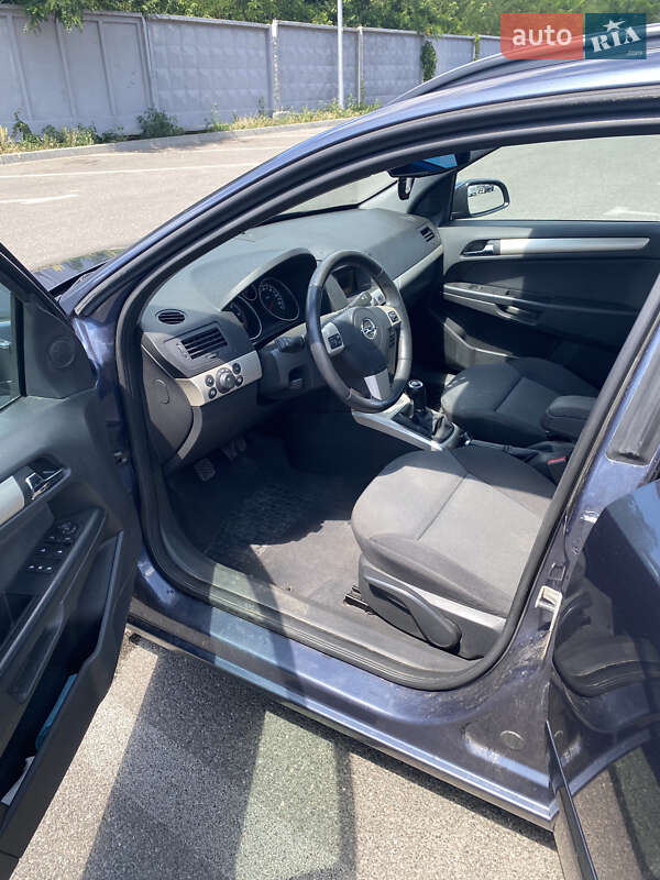 Універсал Opel Astra 2007 в Харкові