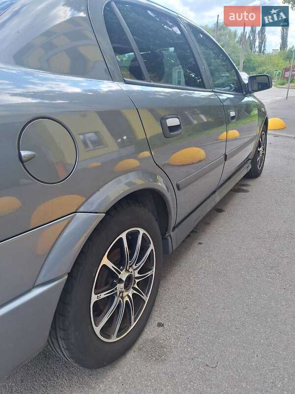 Седан Opel Astra 2008 в Києві
