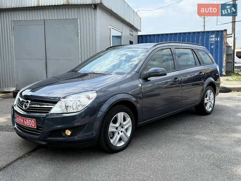 Універсал Opel Astra 2009 в Вінниці
