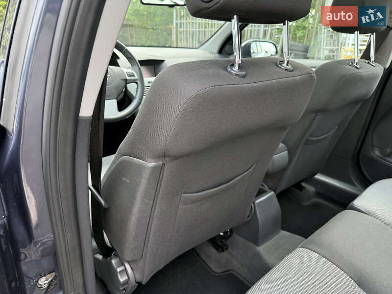 Універсал Opel Astra 2009 в Вінниці