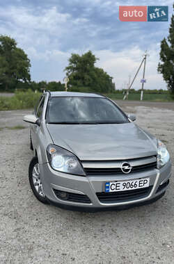 Універсал Opel Astra 2004 в Чернівцях