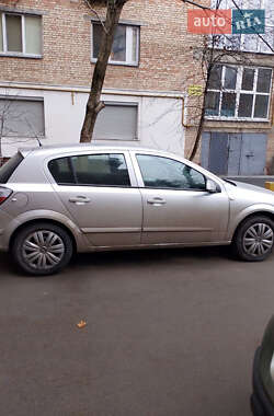 Хетчбек Opel Astra 2005 в Києві