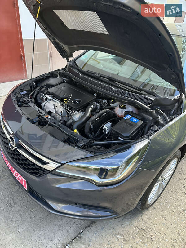 Универсал Opel Astra 2016 в Ивано-Франковске