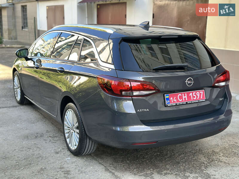 Универсал Opel Astra 2016 в Ивано-Франковске