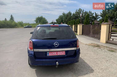 Универсал Opel Astra 2006 в 